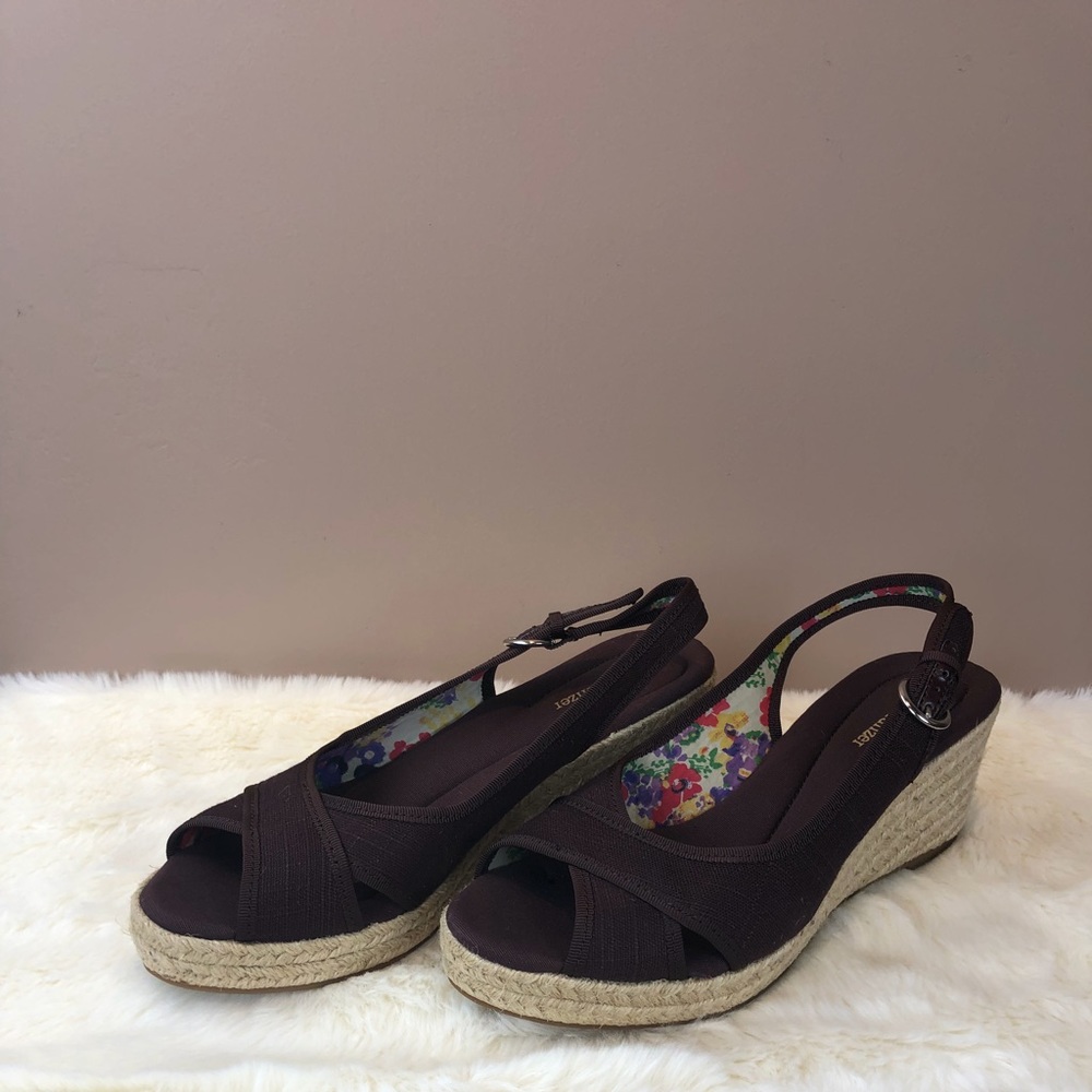 Naturalizer Sistine Brown Linen Slingback Wedge